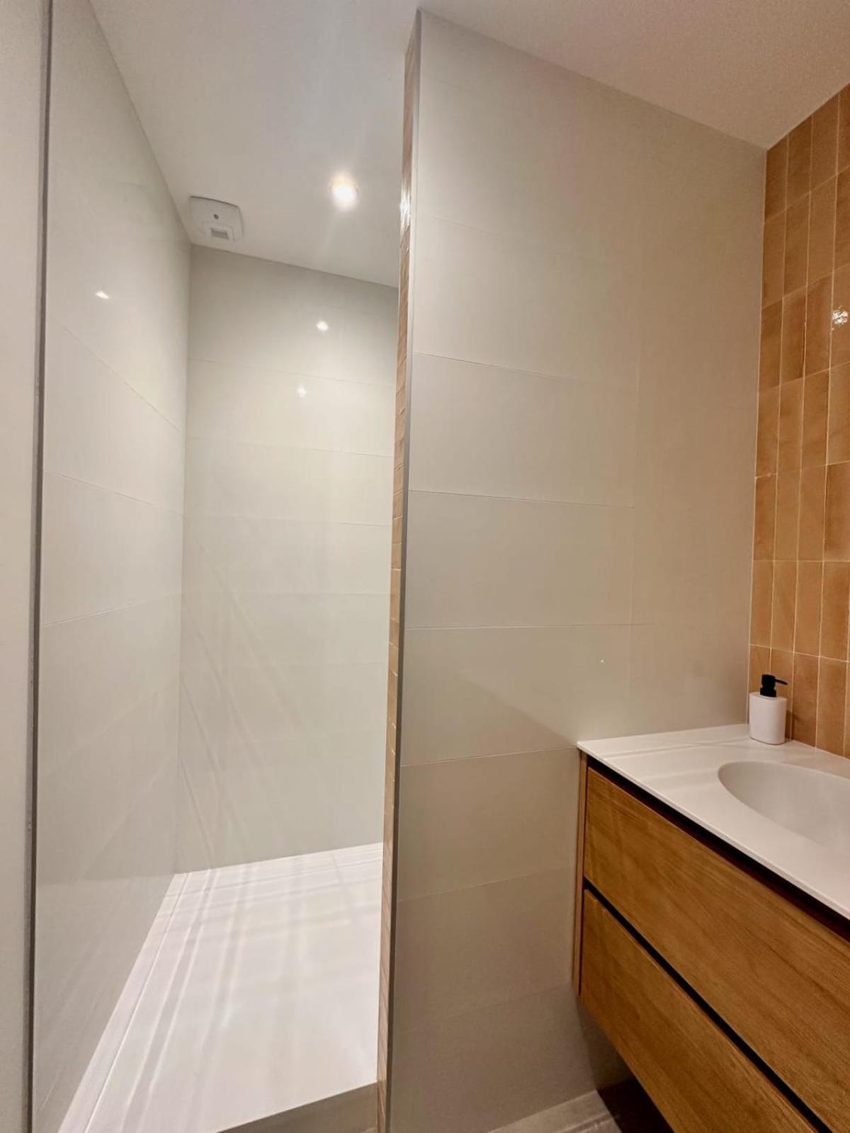 Les Palmiers - Appartement Une Chambre Vue Canal Le Grau-du-Roi Ngoại thất bức ảnh