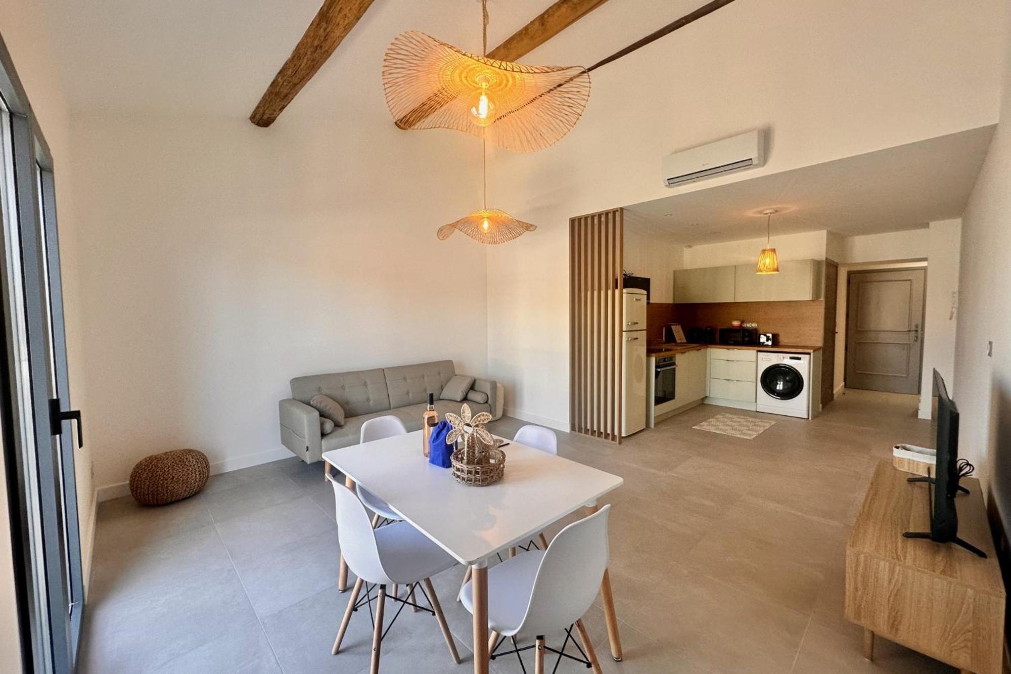 Les Palmiers - Appartement Une Chambre Vue Canal Le Grau-du-Roi Ngoại thất bức ảnh